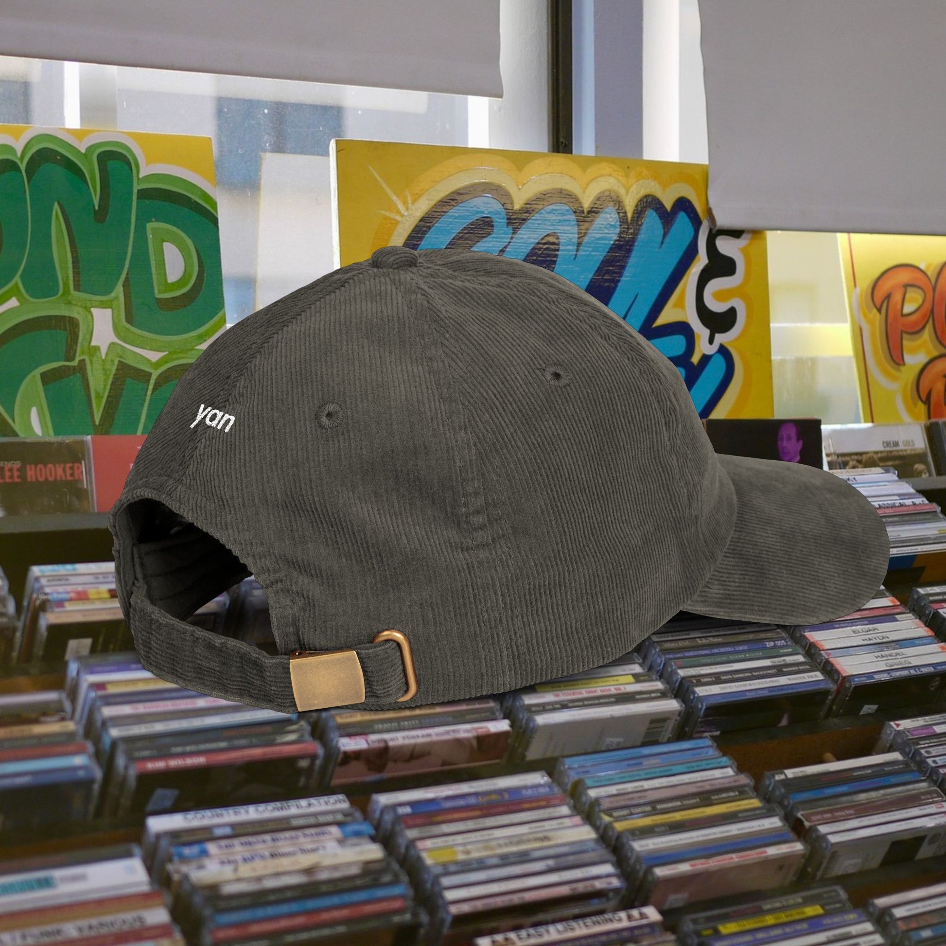 yan corduroy cap
